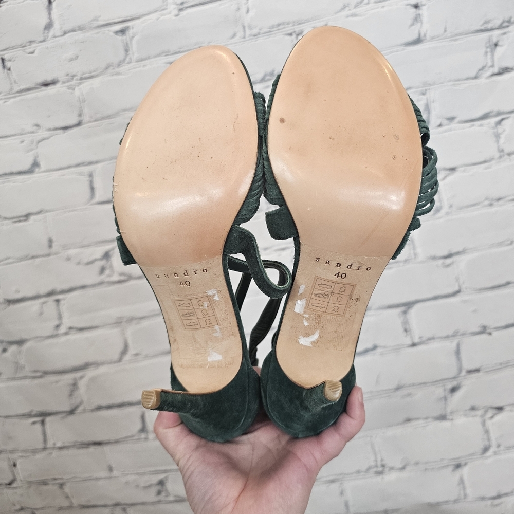 Sandro Elisa Heeled Sandals In Green Suede - Picture 7 of 8